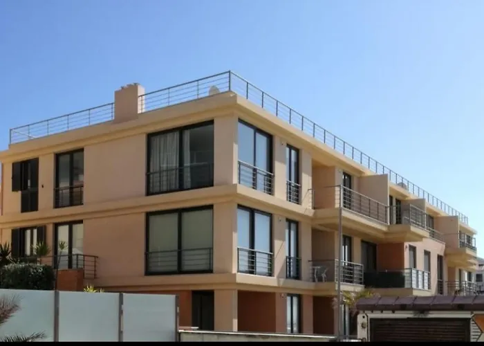 Heart Stone By The Sea דירה *